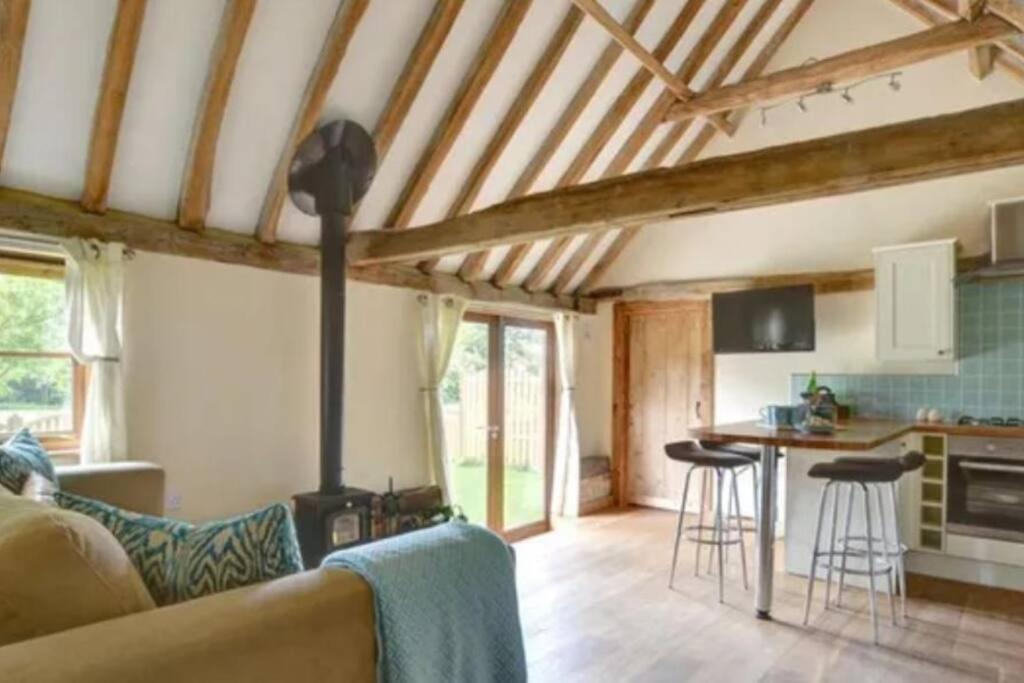 Charming Picturesque Cottage - Nr Tenterden & Rye, Pets Welcomed Rolvenden Zewnętrze zdjęcie